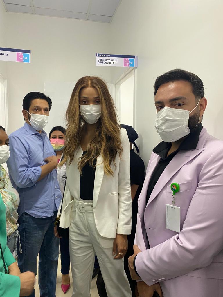 Inauguração do Centro de Referência de Saúde Integral para a População de Travestis e Transexuais Janaína Lima
